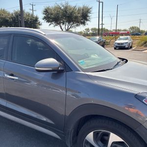 2018 Hyundai TUCSON LIMITED 照片 13