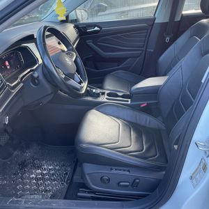 صورة مصغرة 32 لـ 2023 Volkswagen JETTA SEL