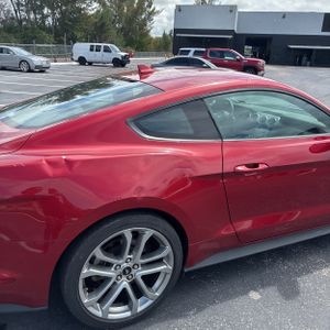 FORD MUSTANG GT PREMIUM - 9