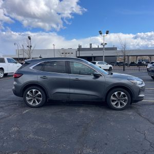 FORD ESCAPE PLATINUM - 10