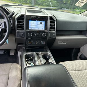 صورة مصغرة 36 لـ 2017 FORD F150 XLT