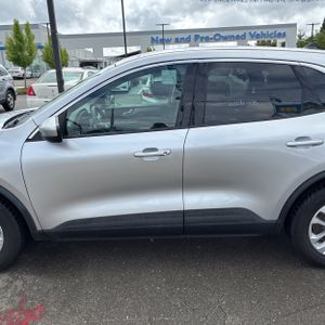 FORD ESCAPE SE - 4