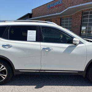 2018 Nissan ROGUE SL — миниатюра 11