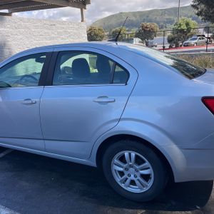 CHEVROLET SONIC LT AUTO - 6