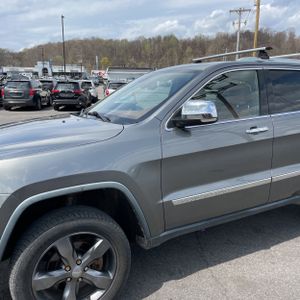 JEEP GRAND CHEROKEE OVERLAND - 2