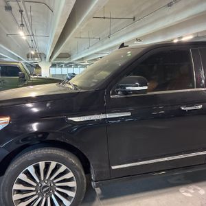 2019 Lincoln NAVIGATOR L RESERVE — фото 2