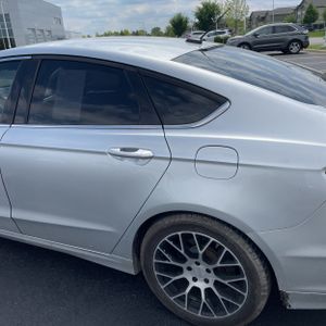 FORD FUSION SE - 6