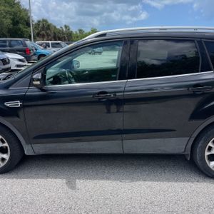 FORD ESCAPE TITANIUM - 4