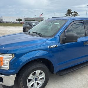 FORD F-150 XLT - 2