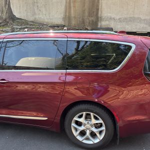 CHRYSLER PACIFICA TOURING L PLUS - 6