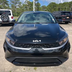 2023 KIA FORTE LXS thumbnail 14