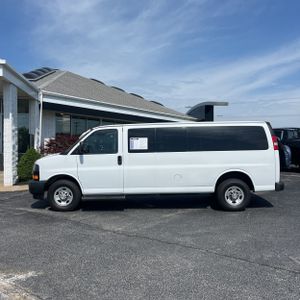 CHEVROLET EXPRESS LS 3500 - 3