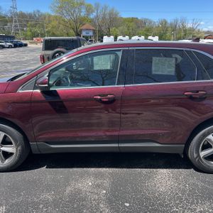 FORD EDGE SEL - 4