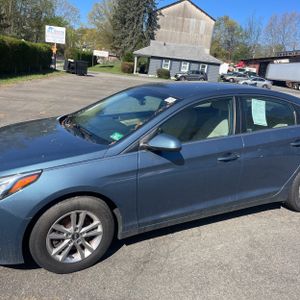 HYUNDAI SONATA SE - 2