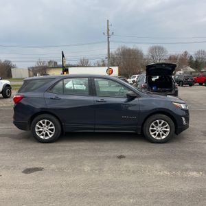 CHEVROLET EQUINOX LS - 10