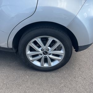 صورة مصغرة 18 لـ 2019 KIA SOUL +