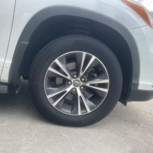 صورة 20 لـ 2016 Toyota HIGHLANDER XLE