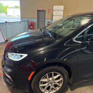 CHRYSLER PACIFICA TOURING L - 2