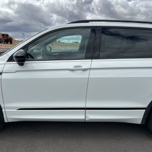 VOLKSWAGEN TIGUAN SE R-LINE BLACK 4MOTION - 4