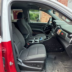 2016 Chevrolet SUBURBAN LS thumbnail 32