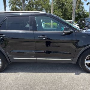 صورة مصغرة 11 لـ 2016 FORD EXPLORER XLT