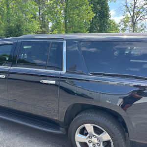 CHEVROLET SUBURBAN - 6