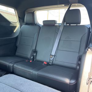 2025 Chevrolet TRAVERSE Z71 — миниатюра 36