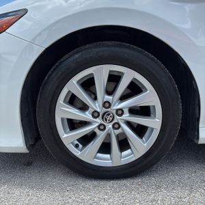2024 Toyota CAMRY LE 缩略图 17