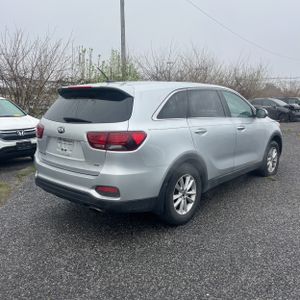 KIA SORENTO LX - 8