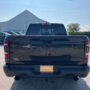 2019 RAM 1500 REBEL 照片 7