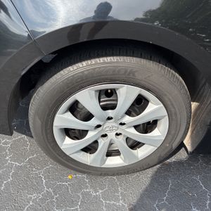 2023 Toyota COROLLA LE 缩略图 19