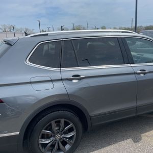 VOLKSWAGEN TIGUAN SE 4MOTION - 9