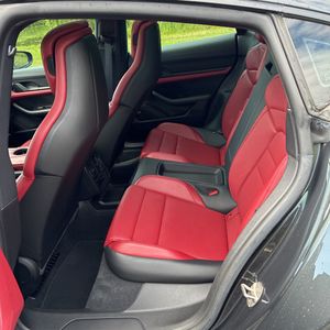 صورة مصغرة 33 لـ 2021 Porsche TAYCAN BASE
