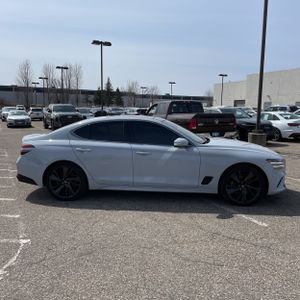 GENESIS G70 2.0T - 10