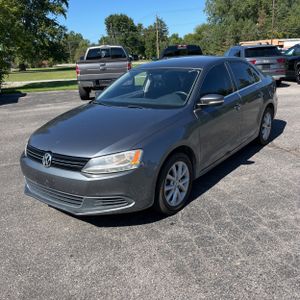 صورة 1 لـ 2013 Volkswagen JETTA SE