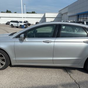 صورة 4 لـ 2014 FORD FUSION SE
