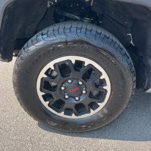 2025 Toyota TACOMA TRD OFF ROAD — миниатюра 17