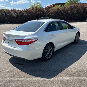 TOYOTA CAMRY - 8