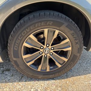 2017 Nissan ARMADA PLATINUM — миниатюра 18