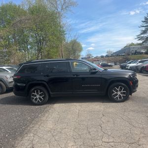 JEEP GRAND CHEROKEE L LIMITED - 10