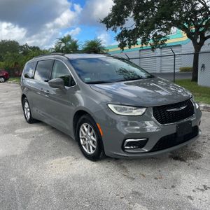 2022 Chrysler PACIFICA TOURING L photo 12