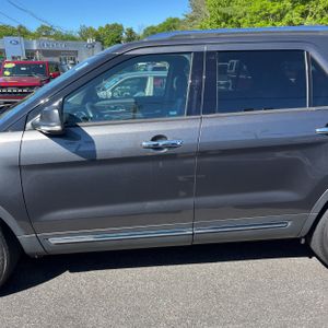 FORD EXPLORER LIMITED - 3