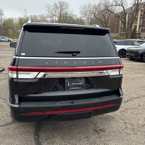 LINCOLN NAVIGATOR RESERVE - 7
