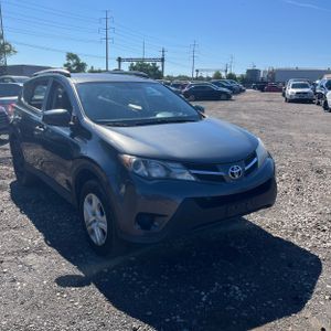 2013 Toyota RAV4 LE 照片 12