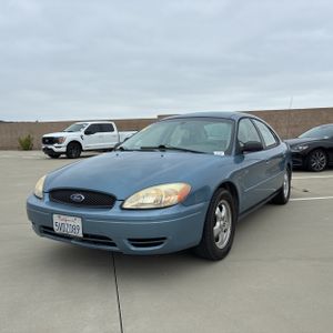 FORD TAURUS SE - 1
