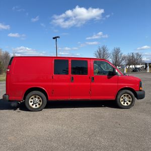 CHEVROLET EXPRESS 1500 - 10