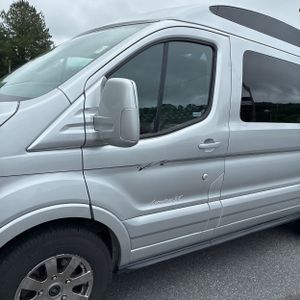 FORD TRANSIT 150 - 2