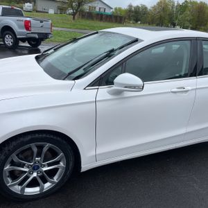 FORD FUSION SE - 2
