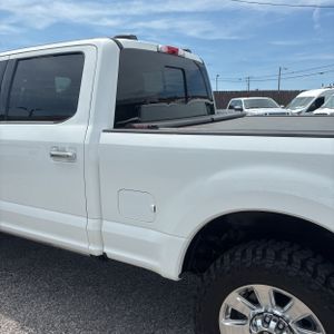 FORD F-250 SUPER DUTY PLATINUM - 6