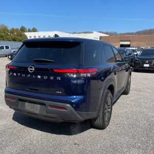 NISSAN PATHFINDER S - 8